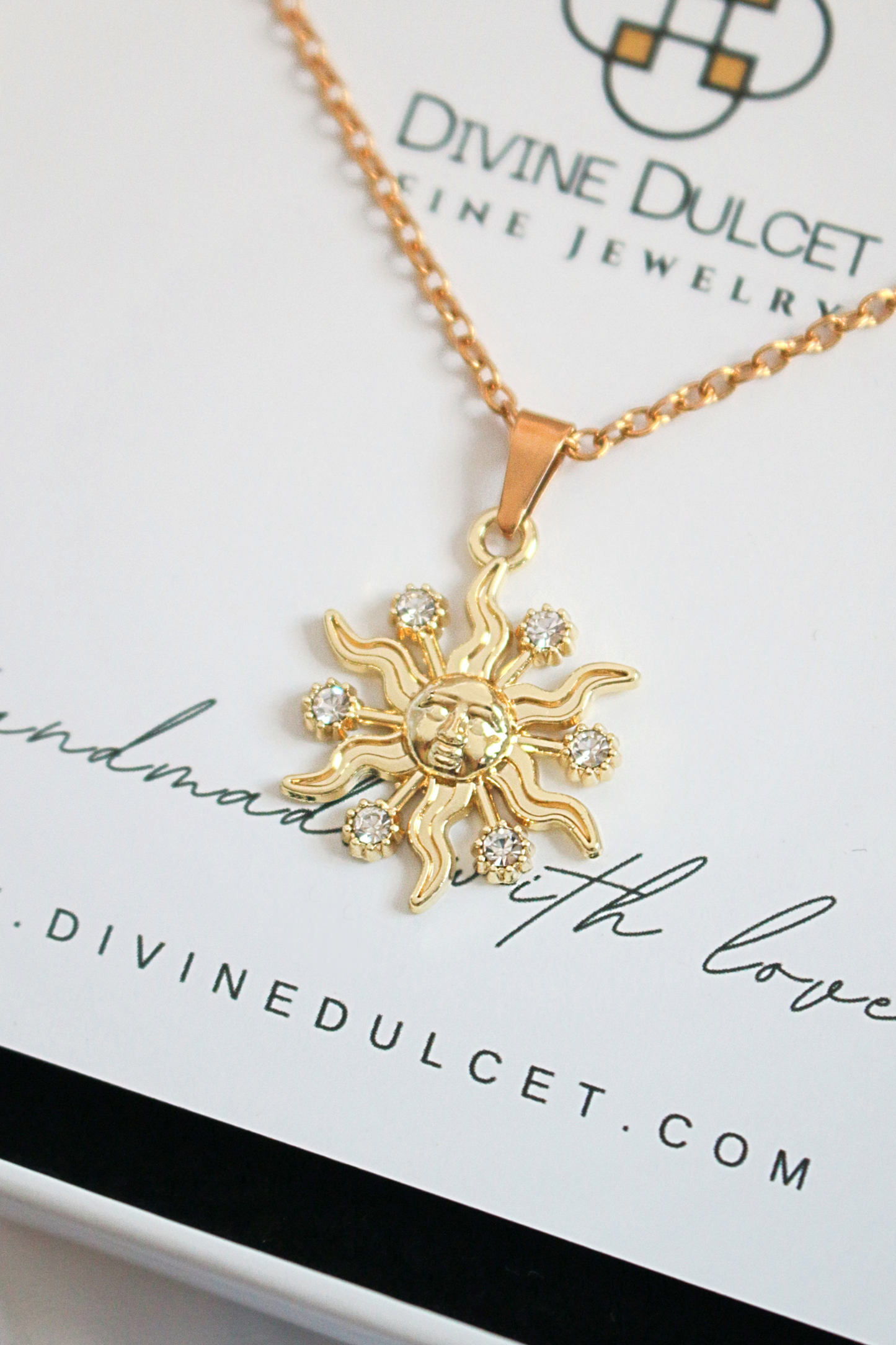24-Karaatin Cubic Zirkonia Aurinkoriipuskaulakoru - Divine Dulcet - Porokoru