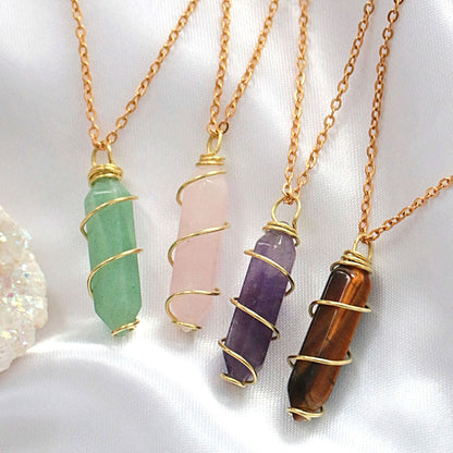 18-Karaatin Kullattu Parantava Kristallikaulakoru Luonnonkivestä - Divine Dulcet