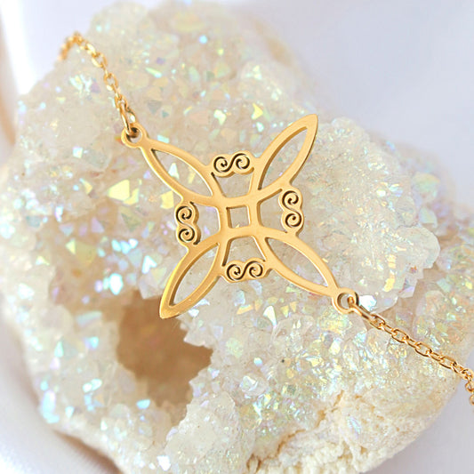 24-Karaatin Kullattu Noidansolmurannekkoru Amuletti Divine Dulcet