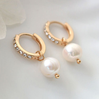 24 Karaatin Barokkityyliset Makeanvedenhelmi Korvarenkaat - Divine Dulcet