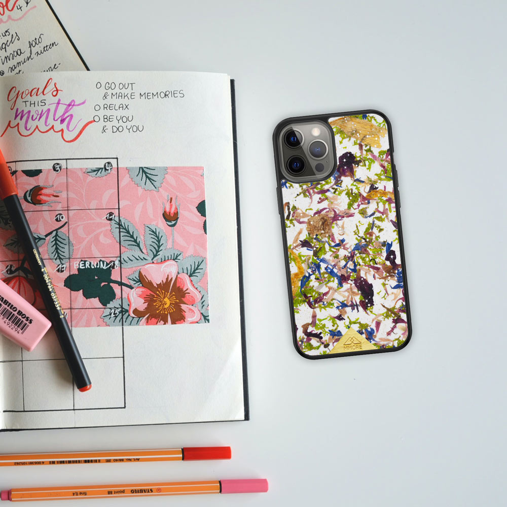 Orgaaninen Puhelimen Suojakuori Swarovski Kristalleilla - Crystal Meadow MMore