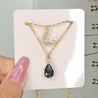 Förgylld 18 Karats Cubic Zirconia Halvmånehänge och Dropphänge - Divine Dulcet