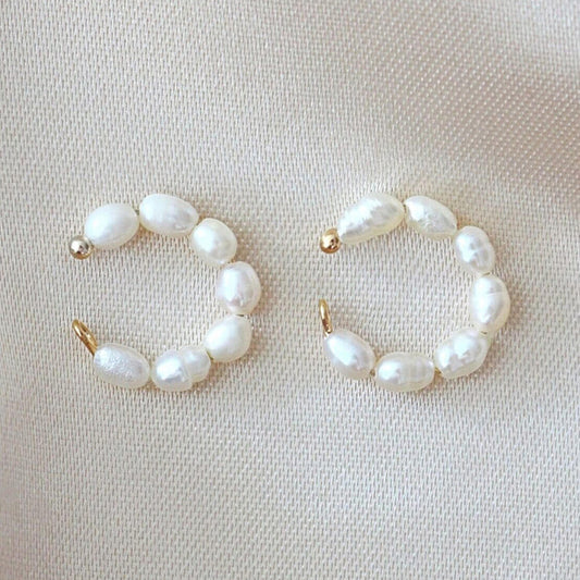 18 karaatin Korvakorut Makeanvedenhelmi Divine Dulcet