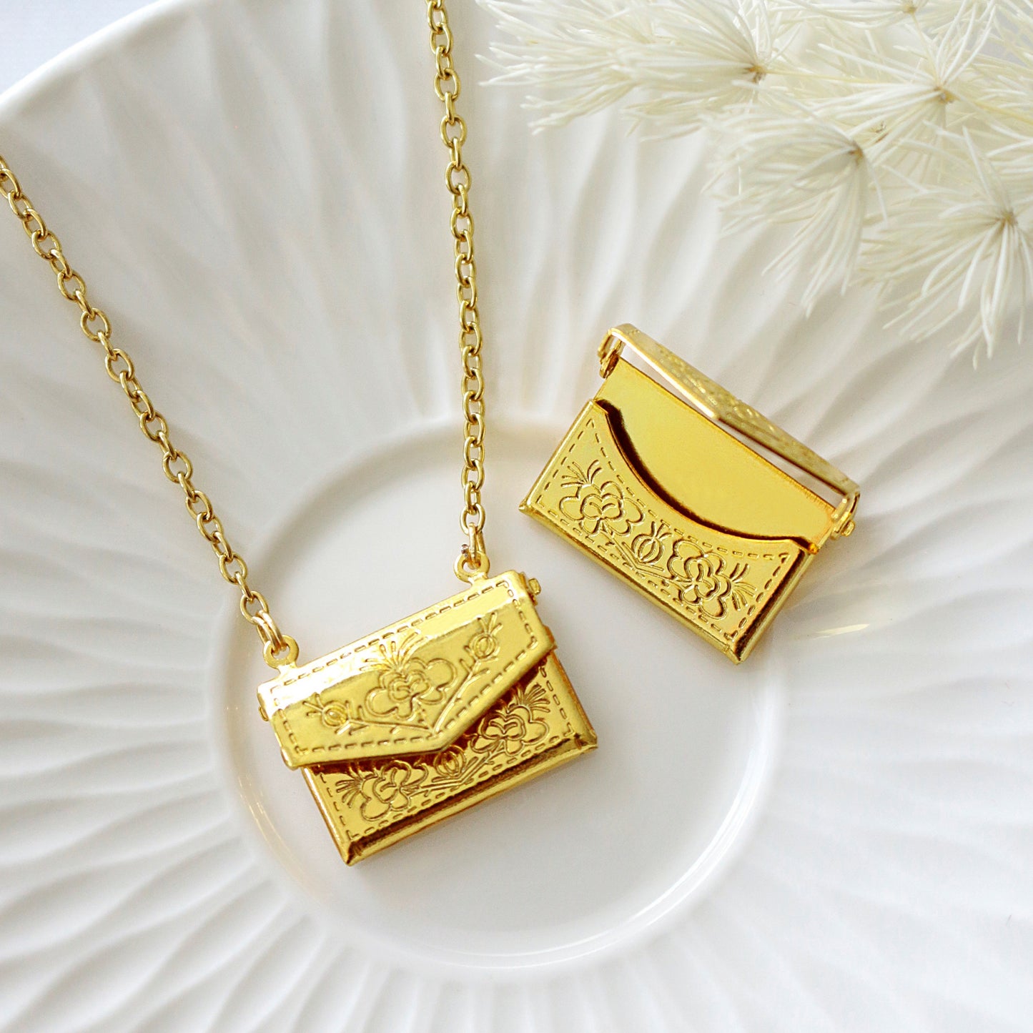 24 Karaatin Kullattu Kirjekuori Kaulakoru Divine Dulcet