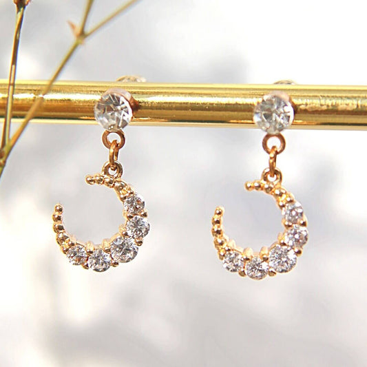 24-Karaatin Kullatut Cubic Zirconia Kuukorvakorut - Divine Dulcet