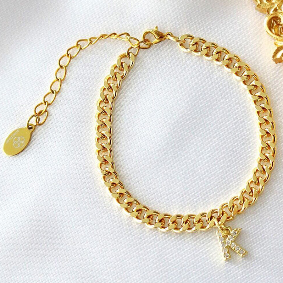 Kuubalainen Aakkosketjurannekoru 24-K Kullattu - Divine Dulcet