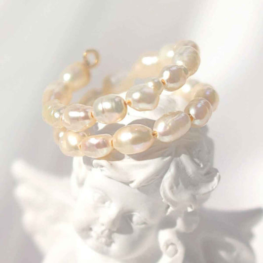 18-Karaatin Makeanvedenhelmi Säädettävä Spiraalisormus - Divine Dulcet