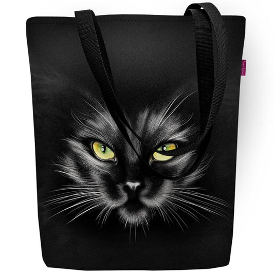 Nero on mustalla kissalla koristettu olkalaukku. Koko shopper bag on musta kahvoja myöten. Teräväpiirtokuvat kummallakin puolella Bertonin ostoskassia.