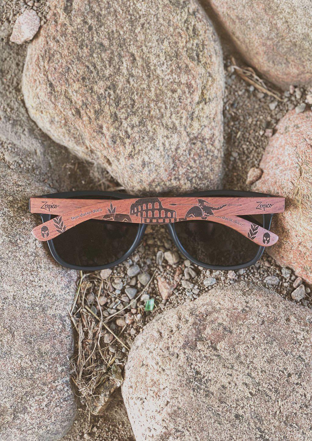 Pähkinäpuiset Kaiverretut Polarisoidut Aurinkolasit - Eyewood Gladiator - Zerpico