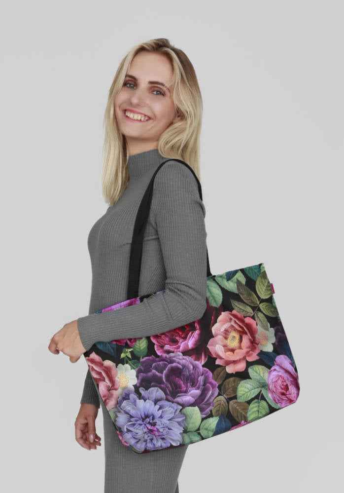 Enigma Shoulder Bag In Canvas Holiday Line Bertoni